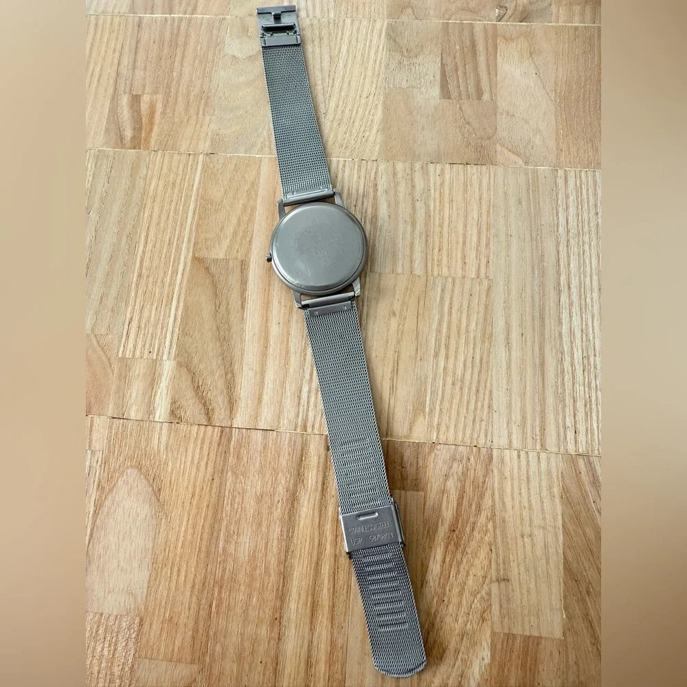 Skagen titanium black dial dress watch NEW BATTERY